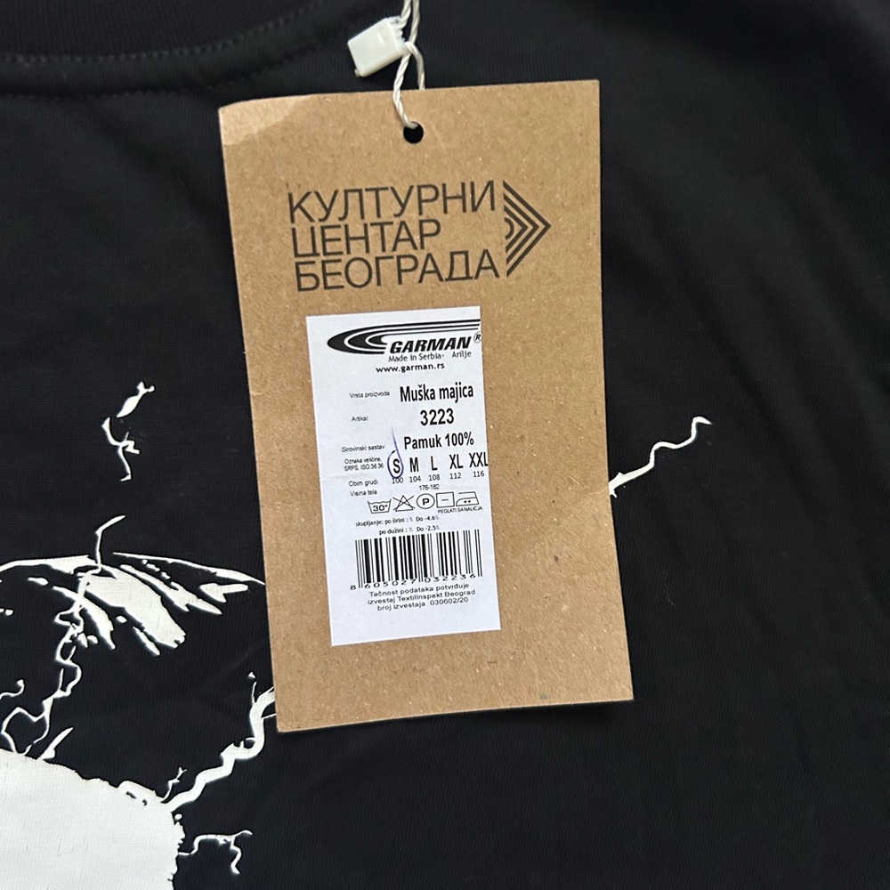 Tesla Graphic Tee with Iconic Design - Picture 2 of 7